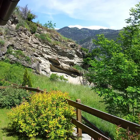 Le Renard D'introd Bed & Breakfast Introd